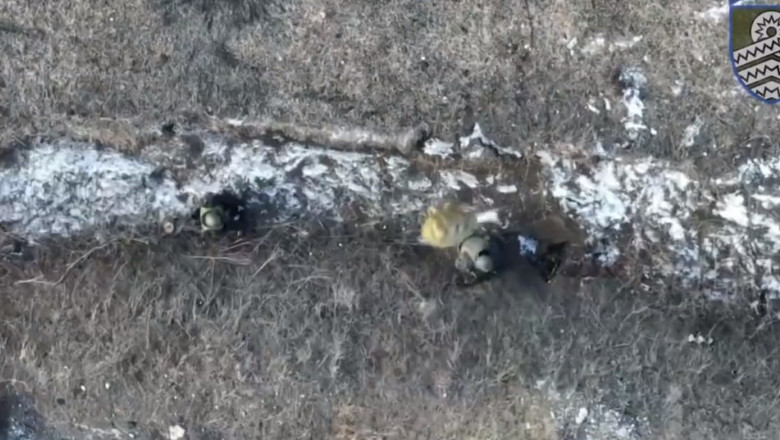 Photo of video | Momentul în care o grenadă explodează în capul unui soldat rus. Imaginile au fost filmate cu o dronă ucraineană